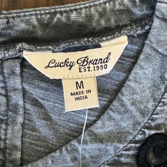 Lucky brand embroidered top size M - Picture 4 of 4